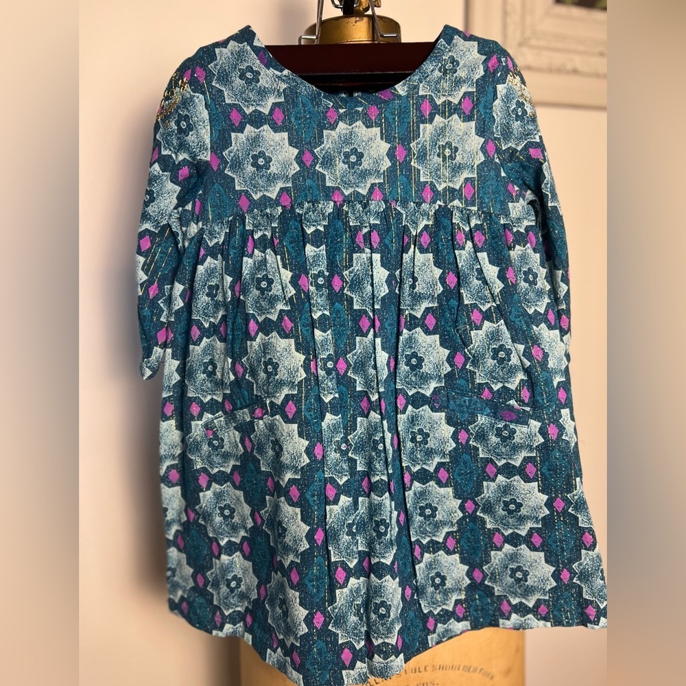 Genuine by OshKosh printed dress with gold touches. NWT 4 T